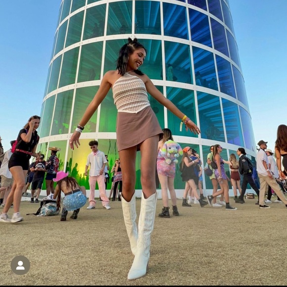 A&F Crochet Bandana Hem Tank - Picture 2 of 5